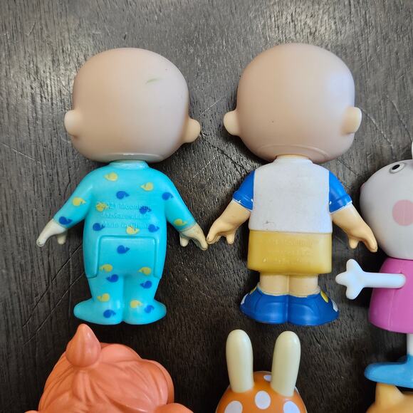 Cocomelon Peppa Pig Figures Lot of 8 Kids Toys Preschool Play Mixed Characters - Picture 8 of 11